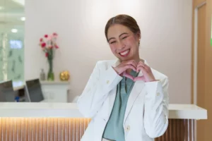 Green apple dental staff 300x200